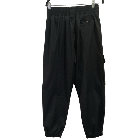Jordan Women’s Black Essentials Utility Pants | Large | - Picture 6 of 6